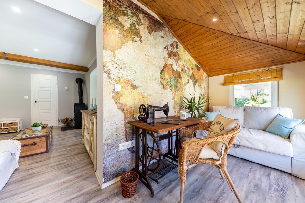 Berrybay Holidayhome Balatonkeresztúr Eksteriør bilde